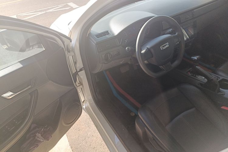 观致3 2018款 三厢 1.6L 自动领先型中控内饰20