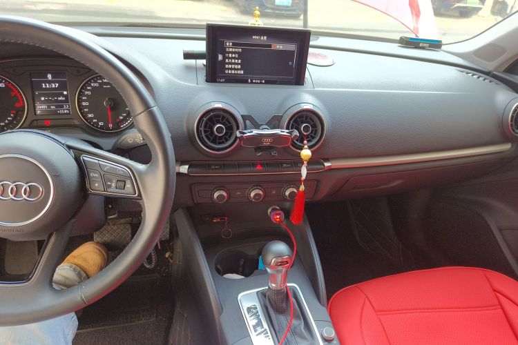 奥迪A3 2020款 Limousine 35 TFSI 进取型 国VI中控内饰16