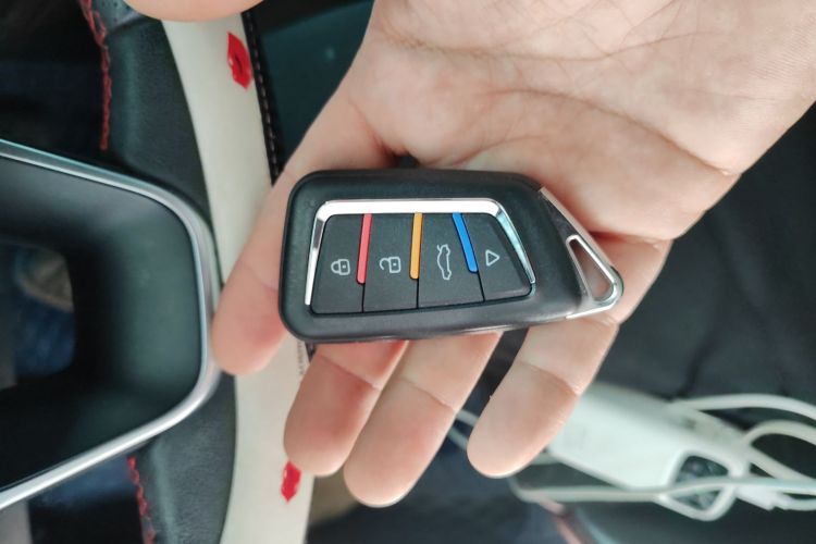 福特 福克斯 2019款 三厢 EcoBoost 180 自动ST Line中控内饰11