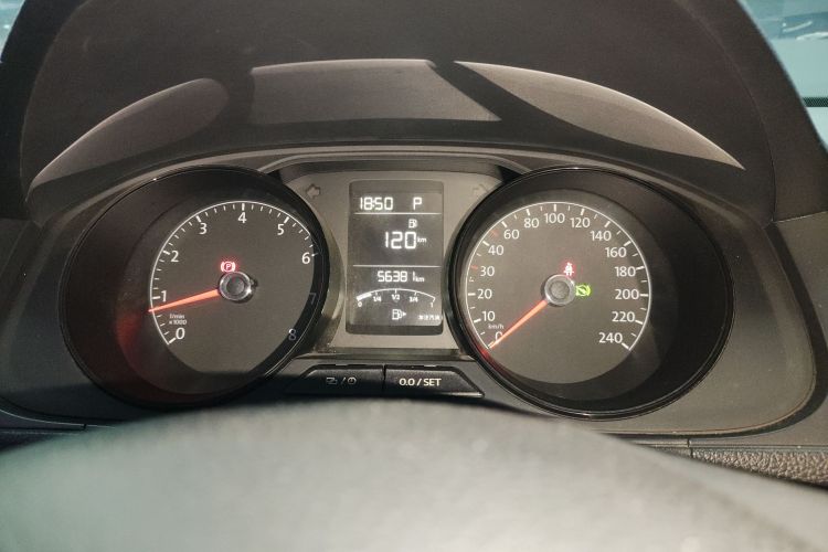 大众 朗逸 2017款 1.6L 自动风尚版局部细节14