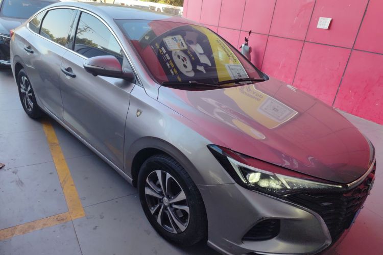 长安 逸动 2021款 PLUS 蓝鲸NE 1.4T GDI DCT尊贵型车身外观3