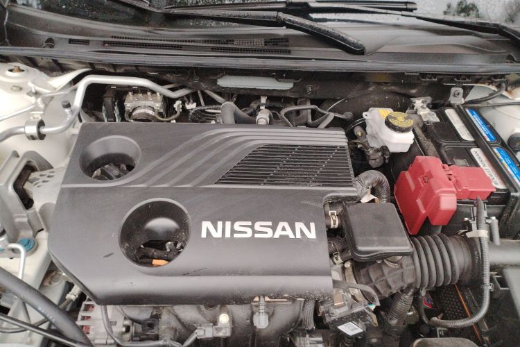 日产 轩逸 2022款 1.6L XL CVT悦享版机舱底盘24