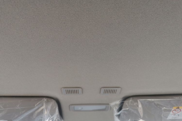 吉利银河 2025款 210km 熊猫卡丁中控内饰22