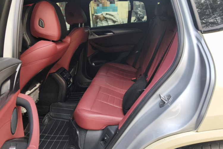 宝马X4 2020款 xDrive25i M运动套装中控内饰21