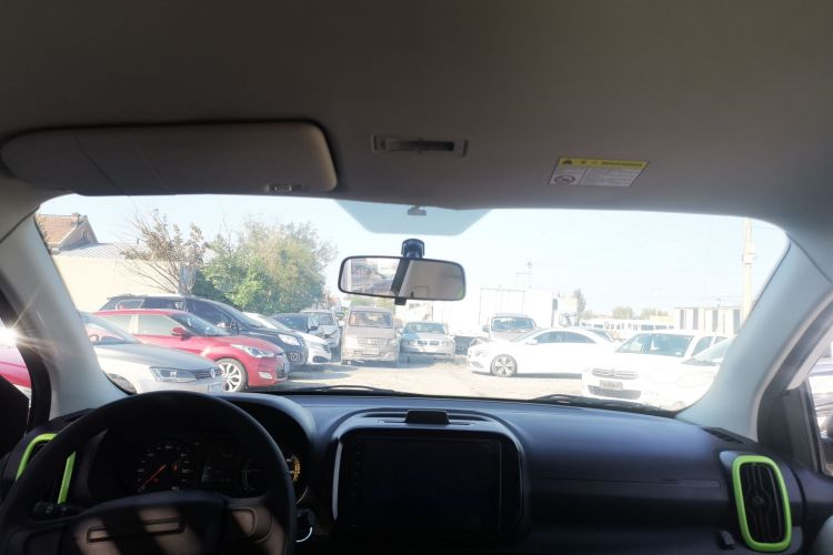 荣威 科莱威CLEVER 2021款 302km全能版中控内饰22