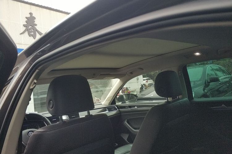 大众 辉昂 2018款 改款 380TSI 两驱商务版中控内饰22