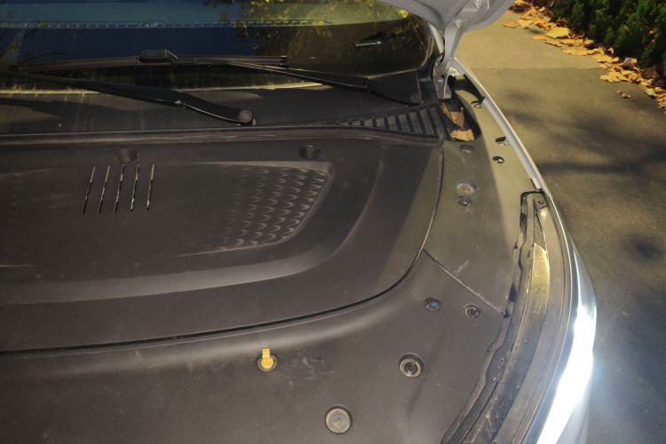 比亚迪 元PLUS 2022款 510KM 旗舰型局部细节9007