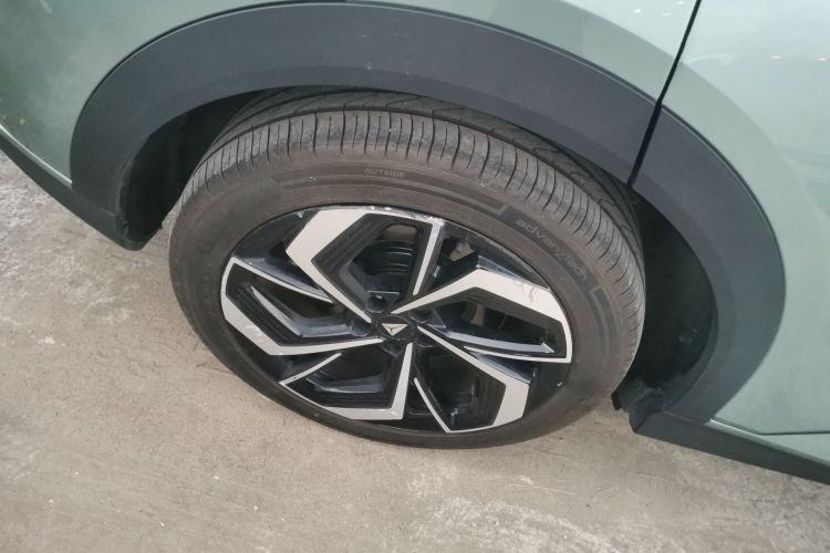 深蓝汽车 深蓝S07 2024款 520Max 纯电版车身外观6002