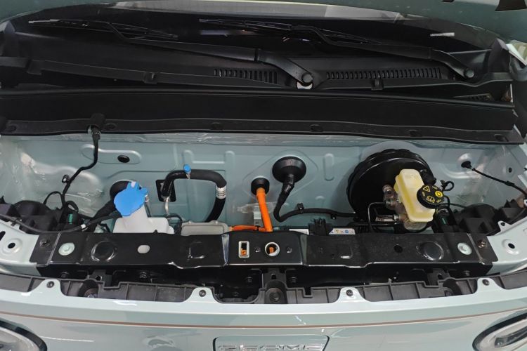 吉利银河 2024款 熊猫mini 200km 耐力熊机舱底盘24