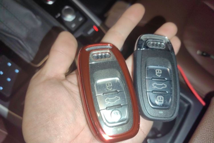 奥迪A6L 2018款 30周年年型 45 TFSI quattro 运动型中控内饰11