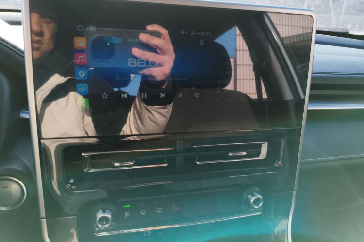 哈弗M6 2023款 PLUS 1.5T 手动精英智联型中控内饰16