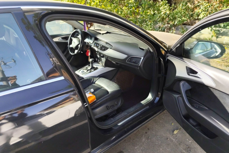 奥迪A6L 2014款 TFSI 标准型局部细节9005