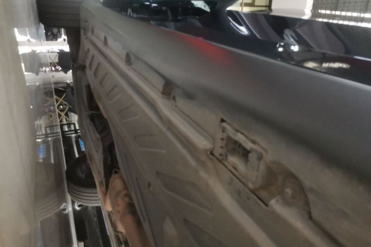 奔驰GLC 2021款 GLC 260 L 4MATIC 豪华型局部细节9002