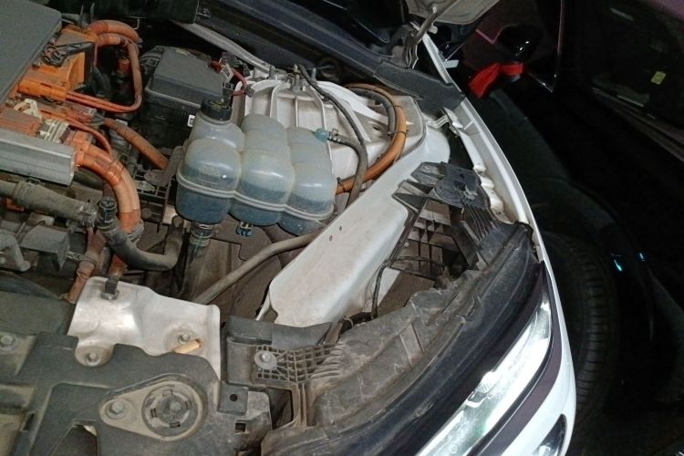 蔚来ES6 2019款 420KM 运动版局部细节9007