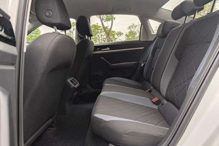 大众 朗逸 2023款 1.5L 自动得逸版中控内饰21