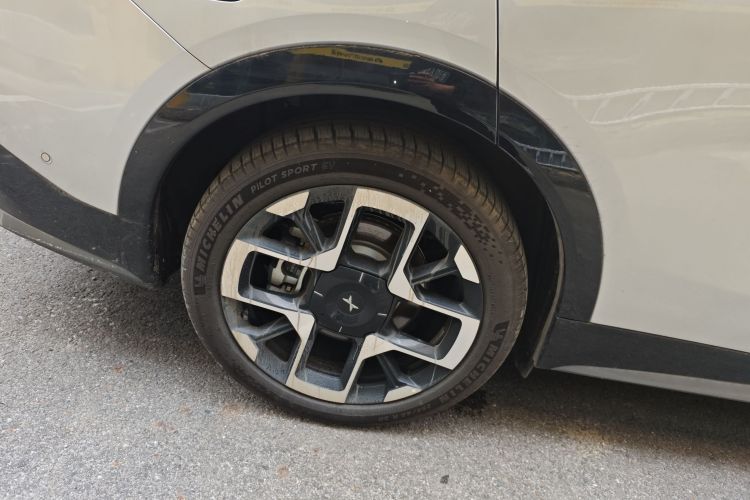 小鹏G7 2025款 702 超长续航 Max车身外观6002