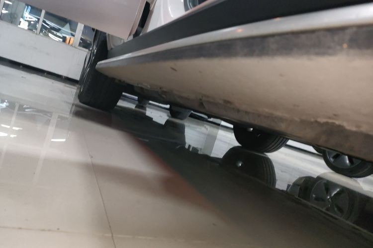 奔驰GLE AMG 2017款 AMG GLE 43 4MATIC局部细节9001