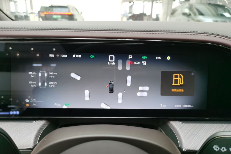 腾势Z9GT 2024款 1100四驱Ultra版局部细节14