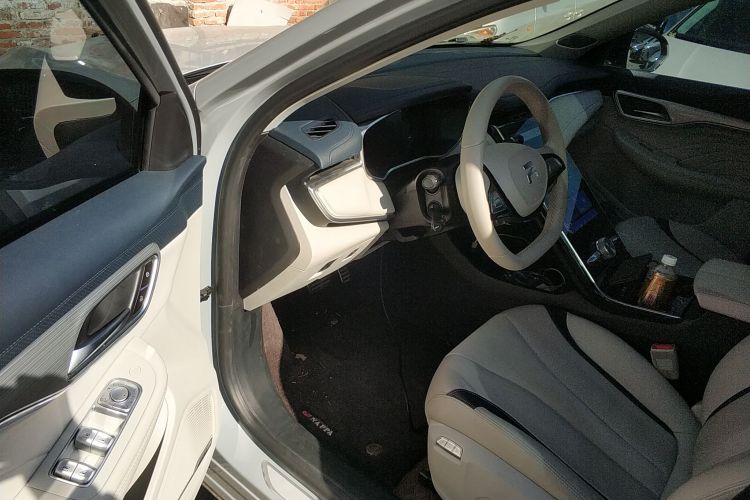 飞凡汽车 飞凡MARVEL R 2021款 四驱PRO版中控内饰7003