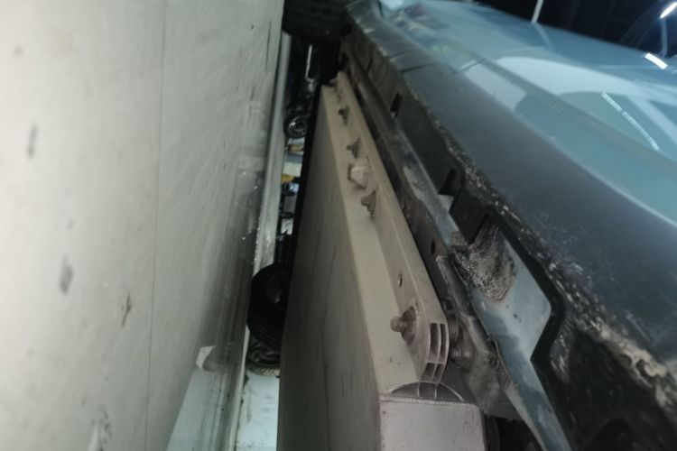 睿蓝汽车 枫叶80v PRO 2022款 舒享型 标准续航版局部细节9002