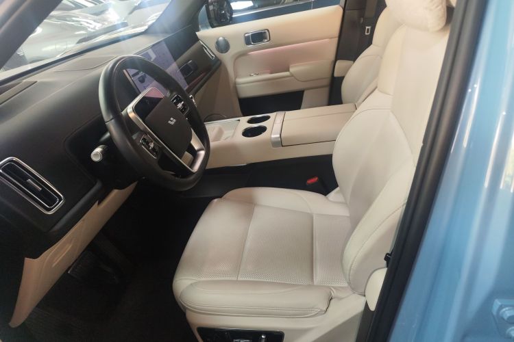 理想汽车 理想L7 2024款 Ultra中控内饰19