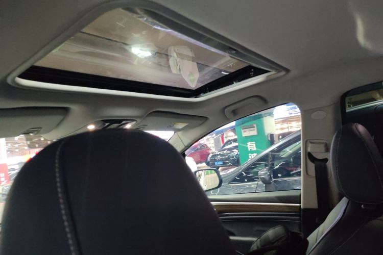 广汽传祺 传祺M8 2021款 领秀系列 390T 尊享版中控内饰22