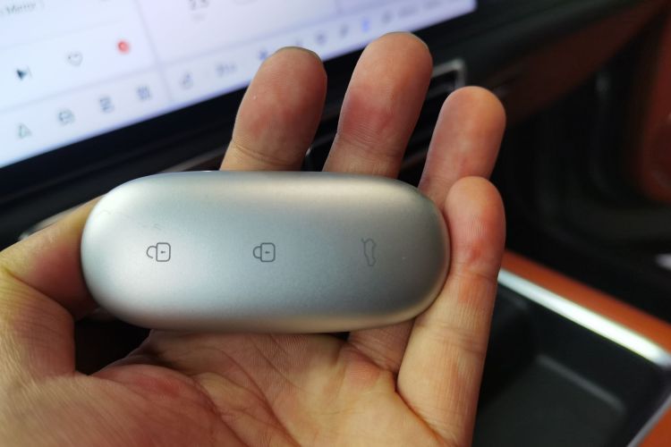 理想汽车 理想L9 2022款 Max中控内饰11