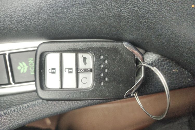 本田 冠道 2017款 370TURBO 四驱尊享版中控内饰11