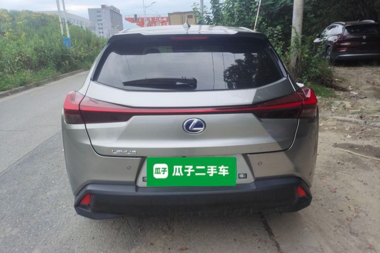 雷克萨斯UX新能源 2020款 300e 纯·悦版车身外观6004