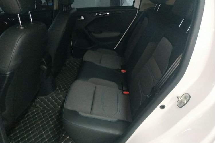 雪铁龙C3-XR 2021款 190THP DCT致尚版中控内饰21