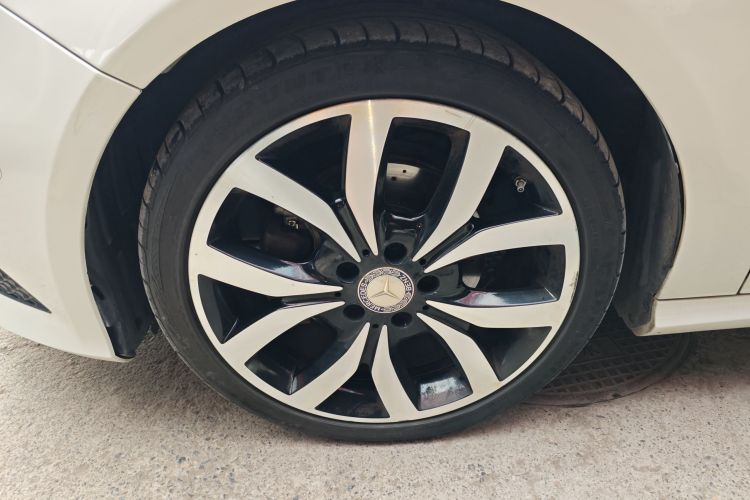 奔驰A级(进口) 2015款 A 200 时尚型车身外观6007