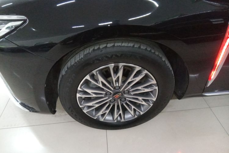 红旗H5 2023款 1.5T DCT智联旗韵版车身外观6007