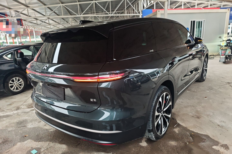 蔚来ES8 2023款 100kWh 签名版车身外观7