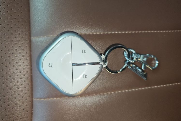 五菱汽车 五菱缤果 2023款 333km 灵犀互联款中控内饰11