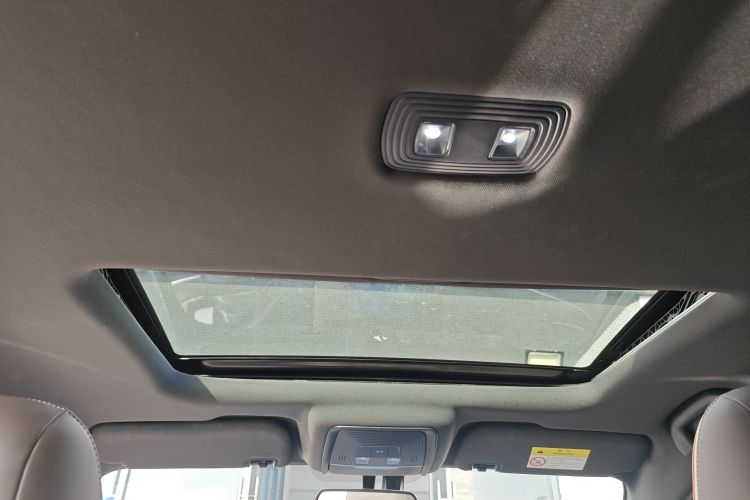 比亚迪 秦PLUS 2023款  冠军版 DM-i 120KM超越型中控内饰22