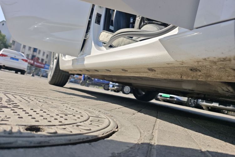 现代 伊兰特 2023款 1.5L CVT GLX精英版局部细节9001