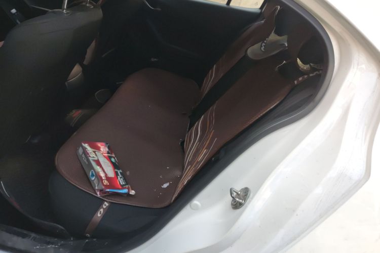 马自达3 昂克赛拉 2016款 三厢 1.5L 手动舒适型中控内饰21