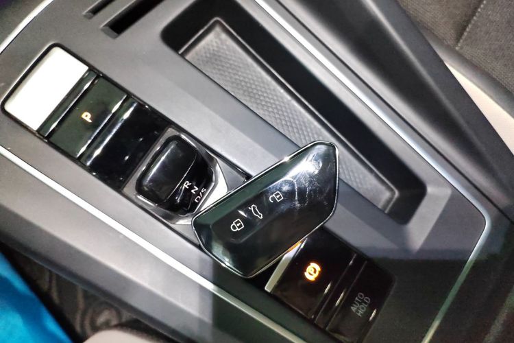 大众 高尔夫 2023款 280TSI DSG Pro中控内饰11