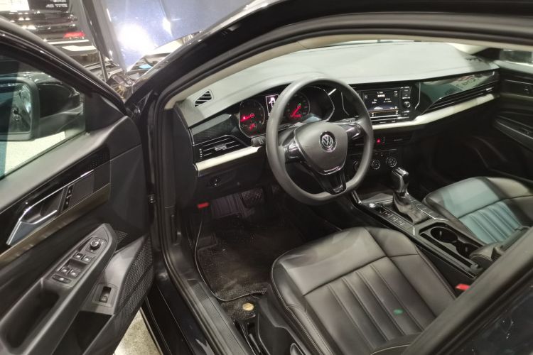 大众 帕萨特 2019款 280TSI 商务版 国VI中控内饰7003