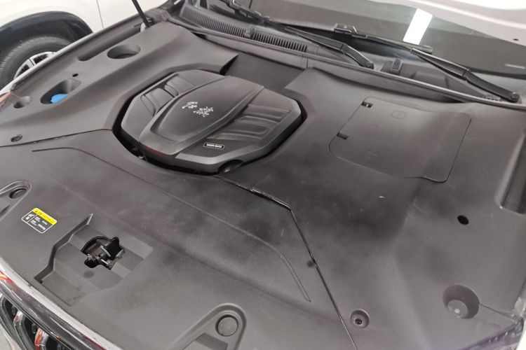 红旗HS5 2019款 2.0T 智联旗享四驱版局部细节24