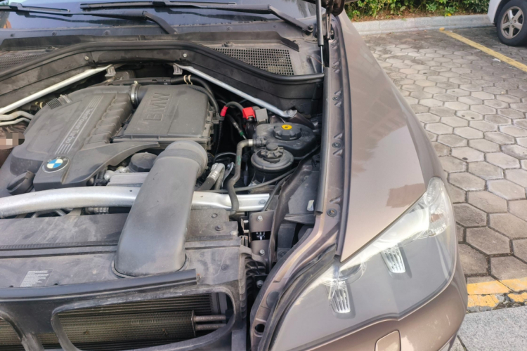 宝马X5(进口) 2013款 xDrive35i 臻享版局部细节9007