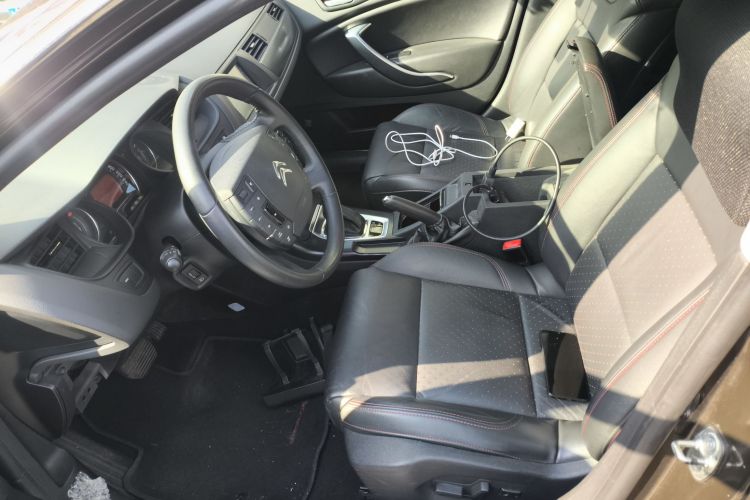 雪铁龙C5 2014款 1.6T 自动尊享型局部细节19