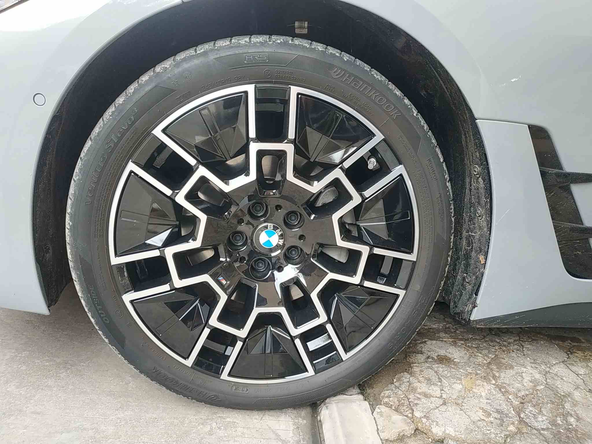 宝马4系 2024款 430i Gran Coupe M运动曜夜套装(2)