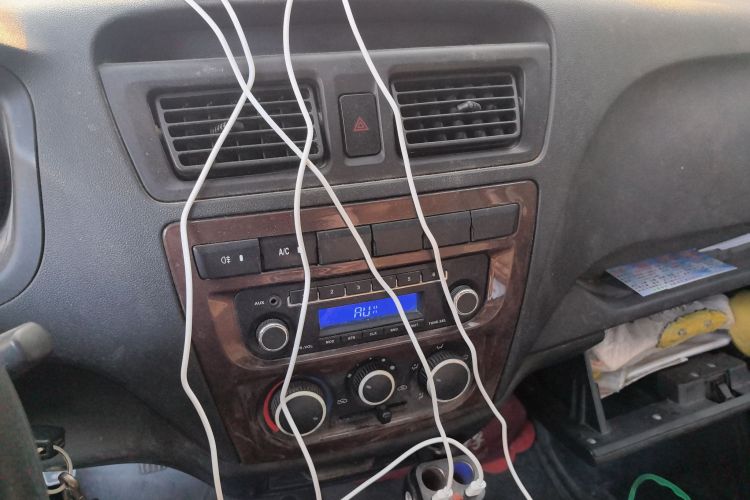 长安凯程 长安睿行M60 2020款 1.5L标准型国VI 6座DAM15KR中控内饰16