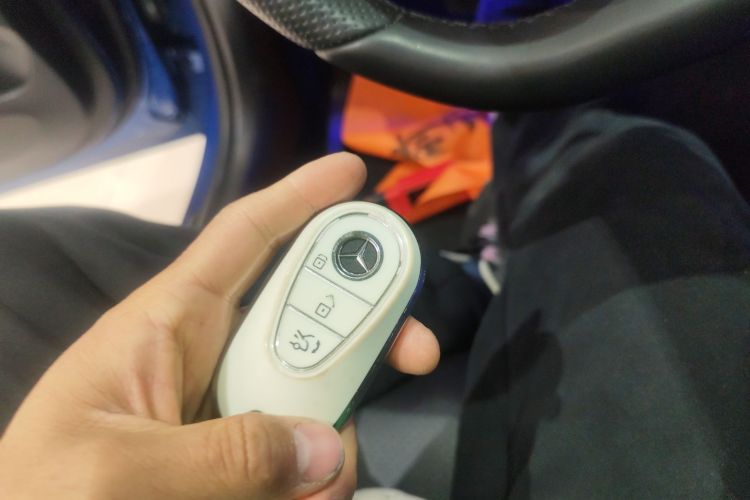 奔驰C级 2022款 改款 C 260 L 运动版中控内饰7001