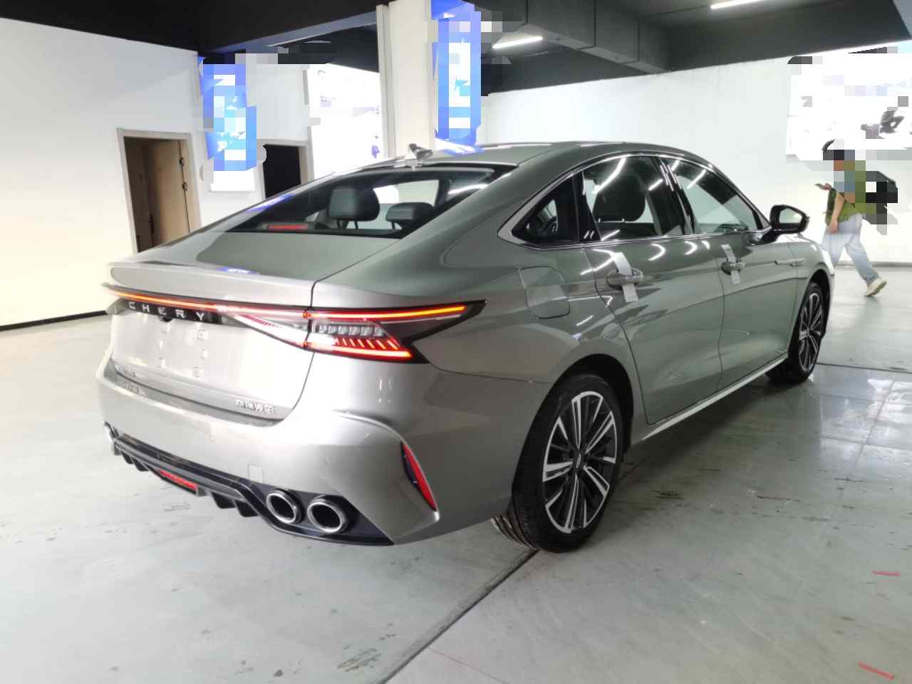 奇瑞 艾瑞泽8 2024款 1.6T DCT睿(5)