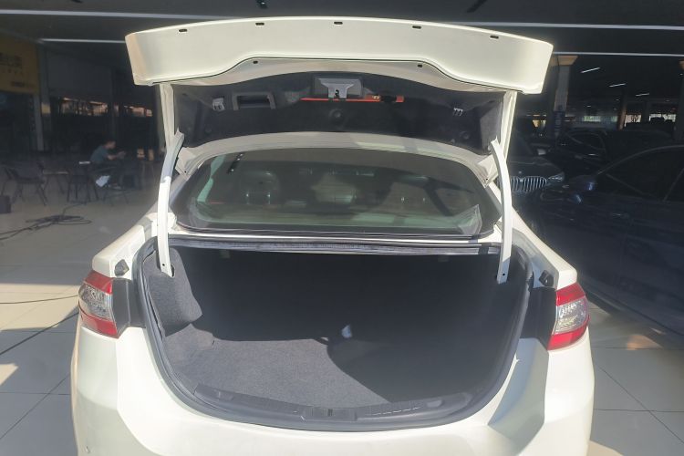 福特 蒙迪欧 2013款 1.5L GTDi180时尚型局部细节23