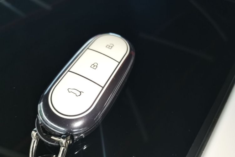 理想汽车 理想L7 2025款 Max 智能焕新版中控内饰7001