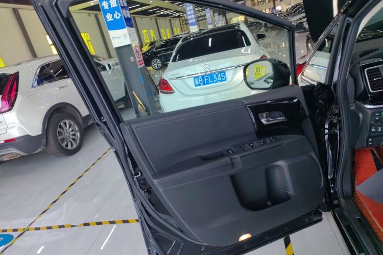 本田 艾力绅 2019款 2.0L 混动豪华版中控内饰47