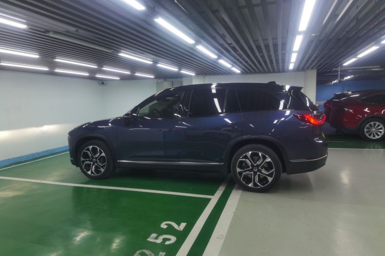 蔚来ES8 2020款 580KM 七座版车身外观4